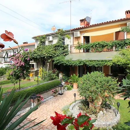 Bella * Porec